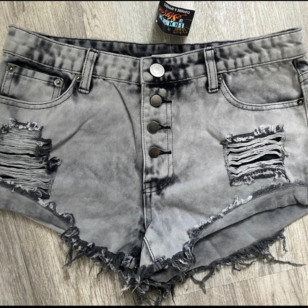 Woman Shorts